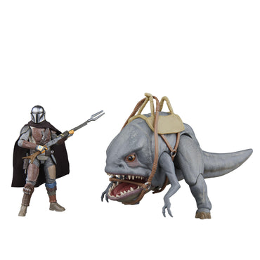 STAR WARS The Vintage Collection Blurrg & The Mandalorian, The Mandalorian 3.75 Inch Collectible Action Figure 2-Pack FIGURE